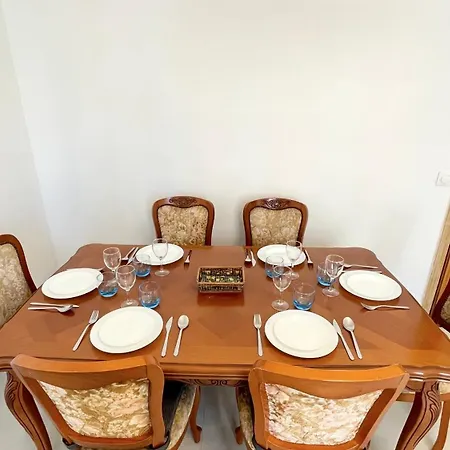 Apartment Royal A Deux Pas Du Metro -6 Personnes *