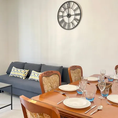 Apartment Royal A Deux Pas Du Metro -6 Personnes